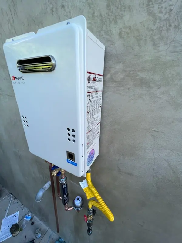Tankless water heater installation for Sims homes
